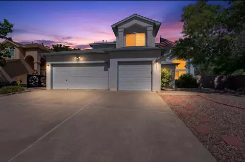8009 Rancho Dorado Ct NW, Albuquerque, NM 87120
