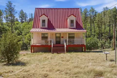 64 Robin Hood Dr, Torreon, NM 87061