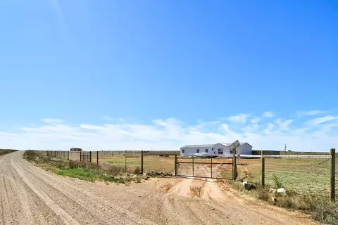47 Reata Rd, Moriarty, NM 87035