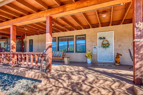 54 Sangre De Cristo Dr, Cedar Crest, NM 87008