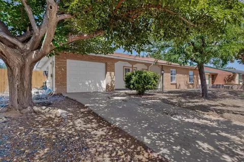 735 Stagecoach Rd SE, Rio Rancho, NM 87124