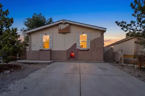 120 Westcourt Pl NW, Albuquerque, NM 87105