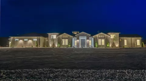 18 Chamisa Rd, Placitas, NM 87043