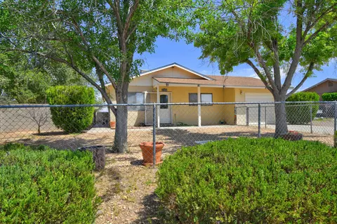 328 Gorman Ave, Rio Communities, NM 87002