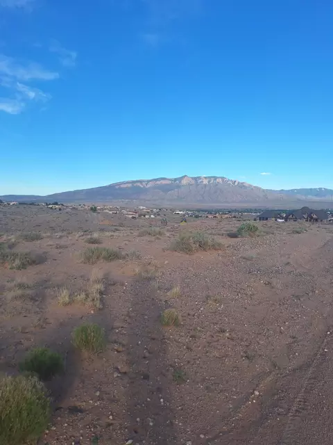 Lacuma Road Ne, Rio Rancho, NM 87144