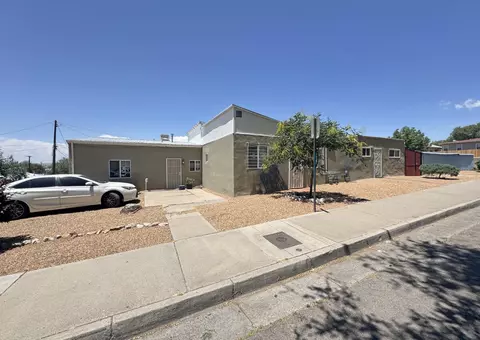 511 Spruce St SE, Albuquerque, NM 87106