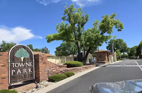 10700 Griffith Park Dr NE, Albuquerque, NM 87123