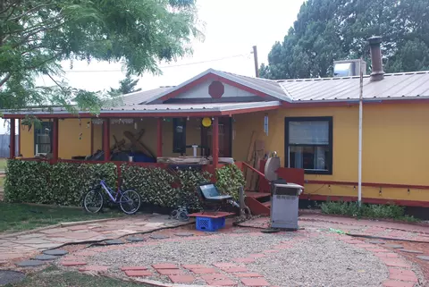 24 Jennifer St, Los Lunas, NM 87031