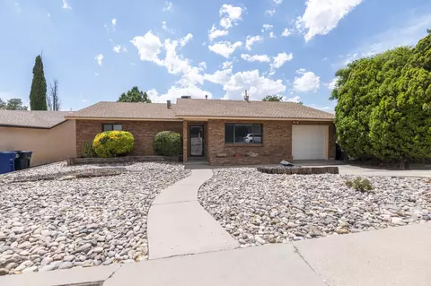 1505 Willys Knight Dr NE, Albuquerque, NM 87112