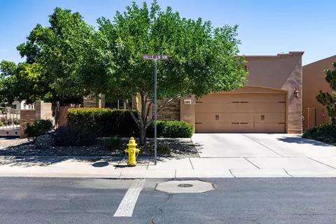 1309 Valle Ln NW, Albuquerque, NM 87107