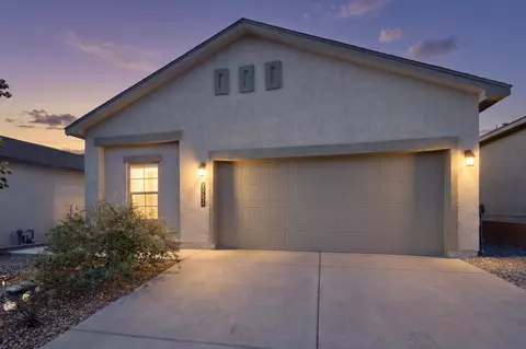 10654 Valedon Ln SW, Albuquerque, NM 87121