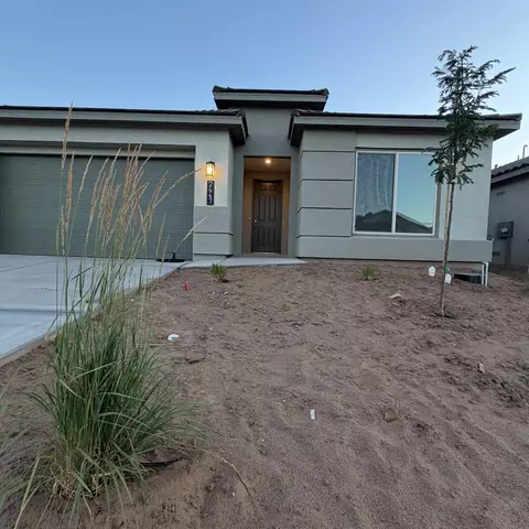 2447 Marble Ave NE, Rio Rancho, NM 87144
