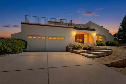 4908 Calle De Luna NE, Albuquerque, NM 87111