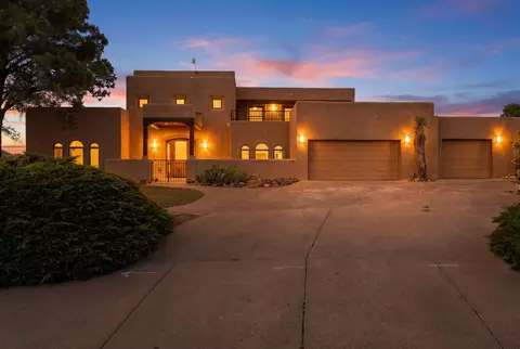 1743 Soplo Rd SE, Albuquerque, NM 87123