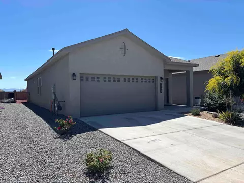 2728 Halfmoon Way SW, Albuquerque, NM 87121