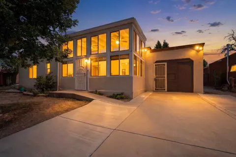 1608 Cardenas Dr NE, Albuquerque, NM 87110