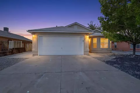 141 18th St SE, Rio Rancho, NM 87124