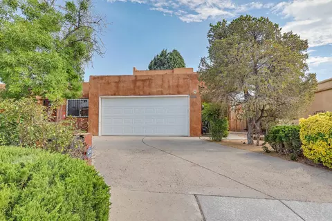 6016 Whisperwood Ct NE, Albuquerque, NM 87109
