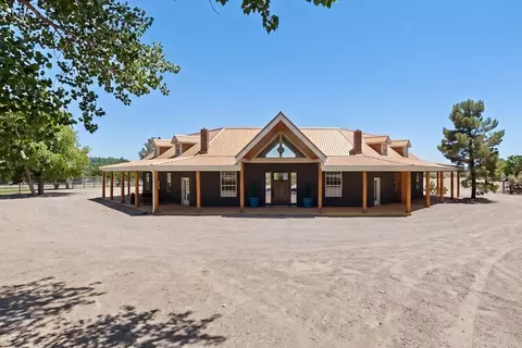 26 Schmittle Rd, Socorro, NM 87801