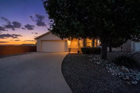 369 Whispering Meadows Dr NE, Rio Rancho, NM 87144