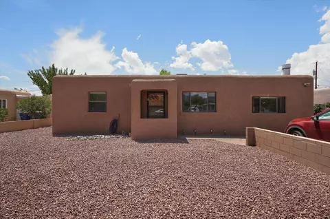 2729 Aliso Dr NE, Albuquerque, NM 87110