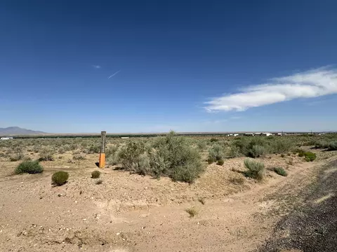 Luna Drive, Veguita, NM 87062