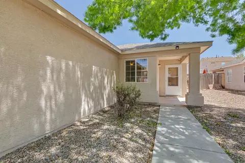 616 Valley Meadows Dr NE, Rio Rancho, NM 87144
