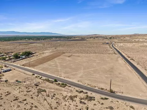 3820 Pajarito Rd SW, Albuquerque, NM 87121