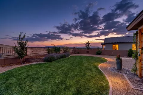 1412 Valle De Colores St NW, Los Lunas, NM 87031