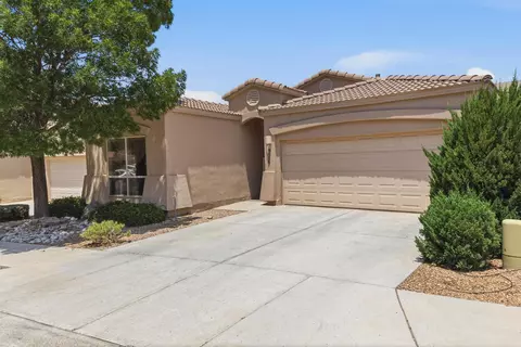 9027 Village Ave NE, Albuquerque, NM 87122