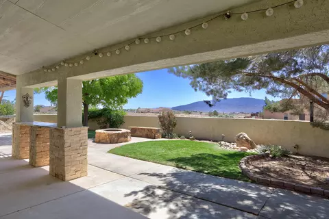 508 Albor Cir NE, Rio Rancho, NM 87124