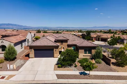 2300 Chuckwalla Spring Trl NW, Albuquerque, NM 87120