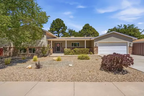 7313 Pickard Ave NE, Albuquerque, NM 87110