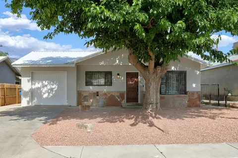 212 Jane St NE, Albuquerque, NM 87123