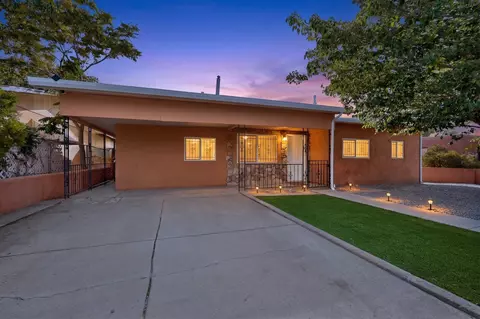 347 62nd St NW, Albuquerque, NM 87105