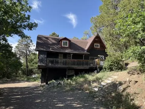 39 Big Dipper Rd, Tijeras, NM 87059