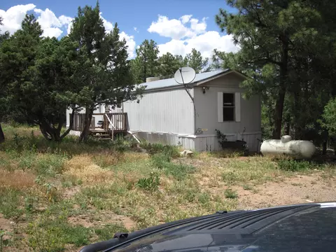 10 Mallard Dr, Tijeras, NM 87059