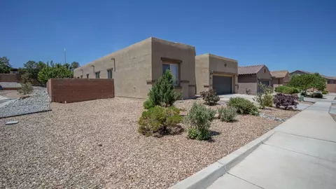 5001 Calle Parasol NW, Albuquerque, NM 87120