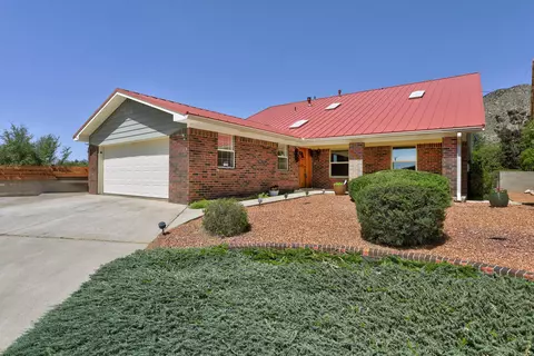 2712 Eastridge Dr NE, Albuquerque, NM 87112