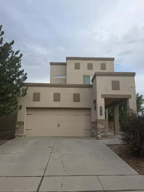 6840 Tree Line Ave NW, Albuquerque, NM 87114