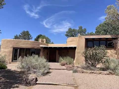 1313 Kentucky St SE, Albuquerque, NM 87108