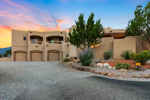50 Anasazi Trails Loop, Placitas, NM 87043