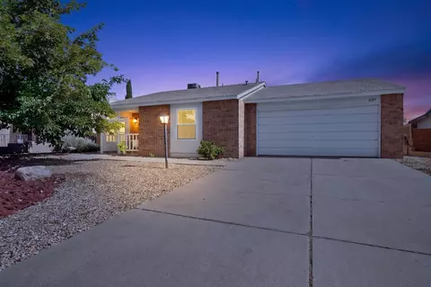 6305 Hawk Rd NE, Rio Rancho, NM 87144