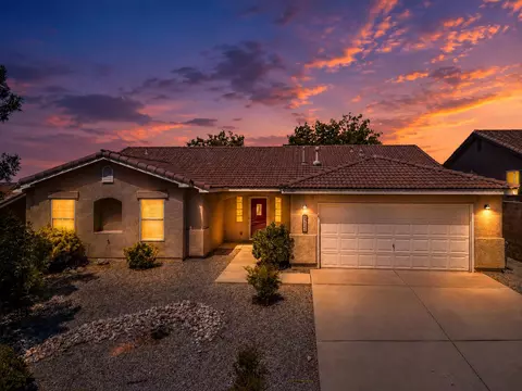 5825 Chaco Loop NE, Rio Rancho, NM 87144