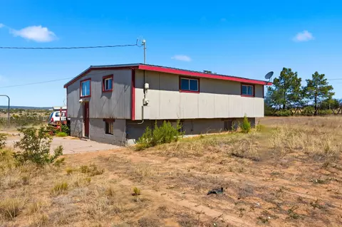 50 Cottonwood Rd, Edgewood, NM 87015