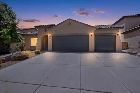 629 Palo Alto Dr NE, Rio Rancho, NM 87124