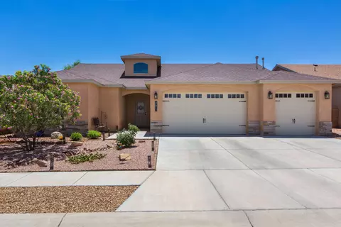 2671 Firewheel Ave SW, Los Lunas, NM 87031