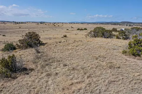 57 Luke Rd, Moriarty, NM 87035