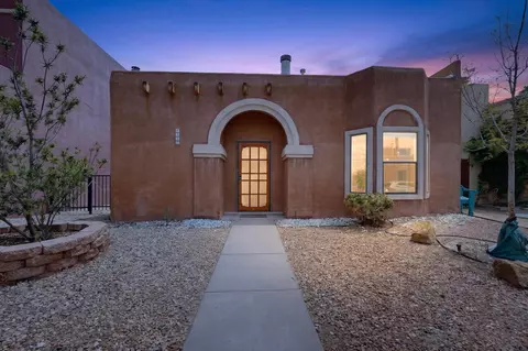 7816 Ranchwood Dr NW, Albuquerque, NM 87120