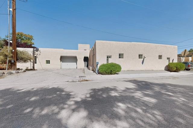233 16th St NW, Albuquerque, NM 87104